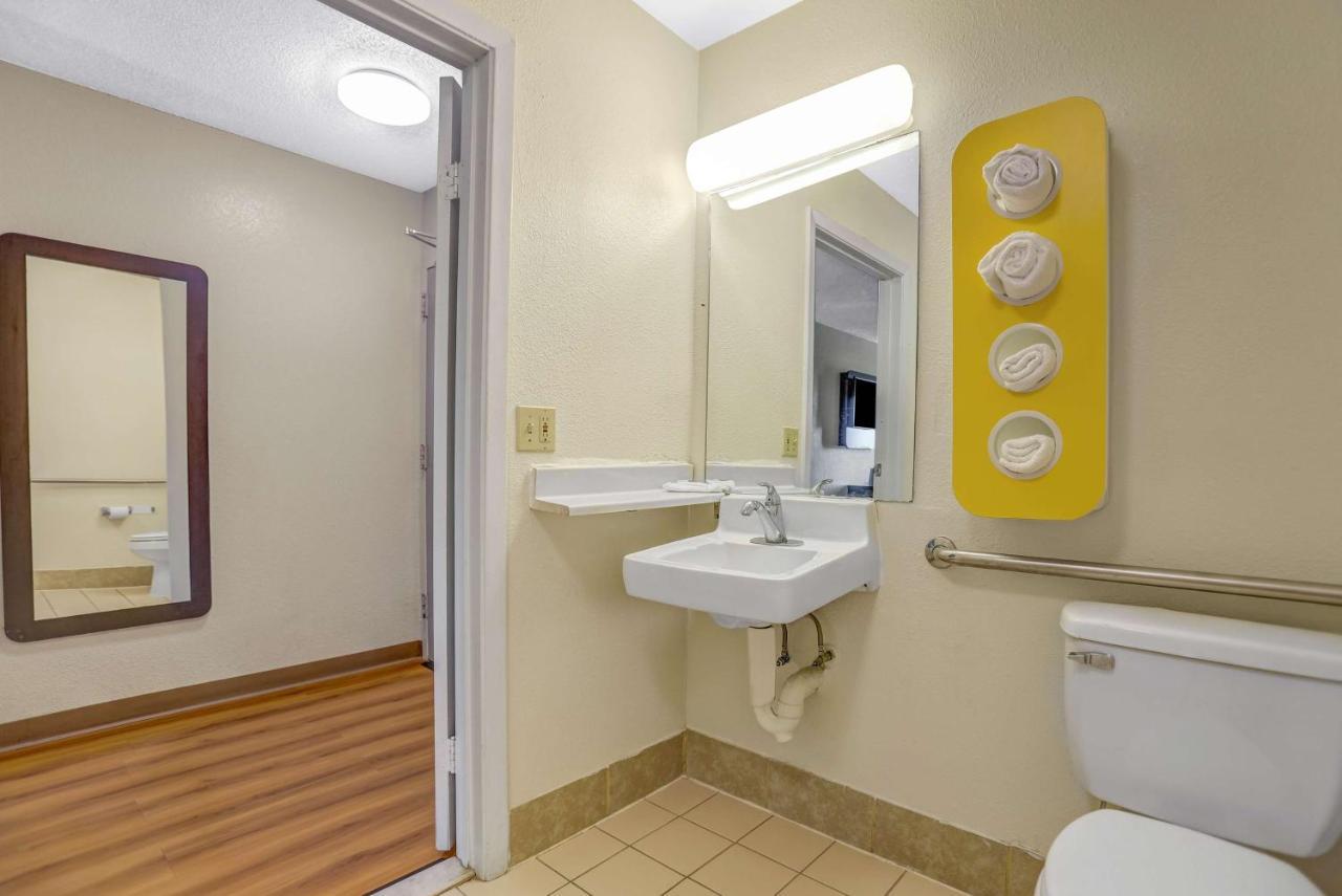 Motel 6-Raleigh, Nc - North Exteriör bild